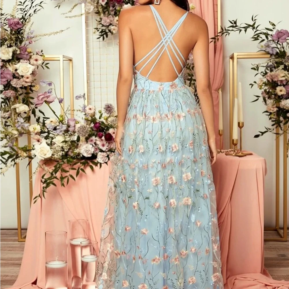 Backless Light Blue Shein Embroidered Floral Halter Dress Women’s M - Picture 2 of 14